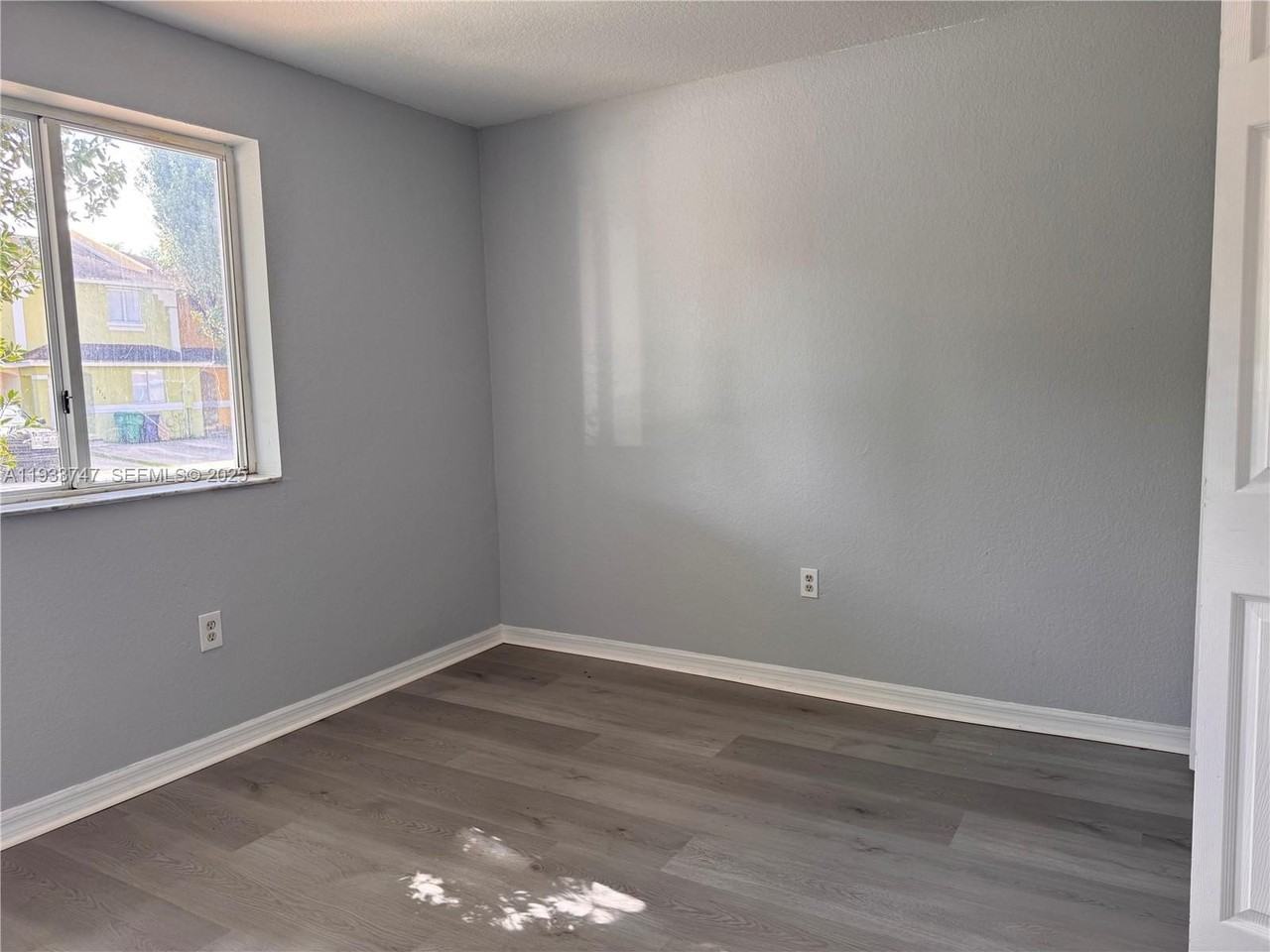 2267 Nw 136th Ter #2267 - Photo 6 of 14