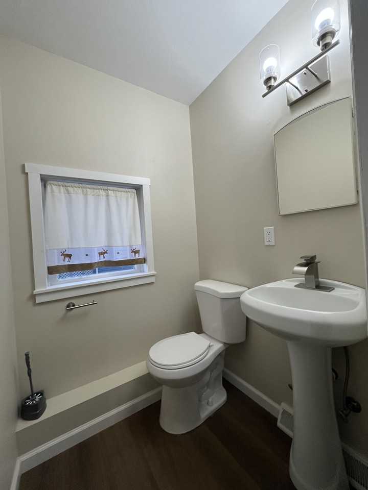 314 Main St #1 - Photo 7 of 40