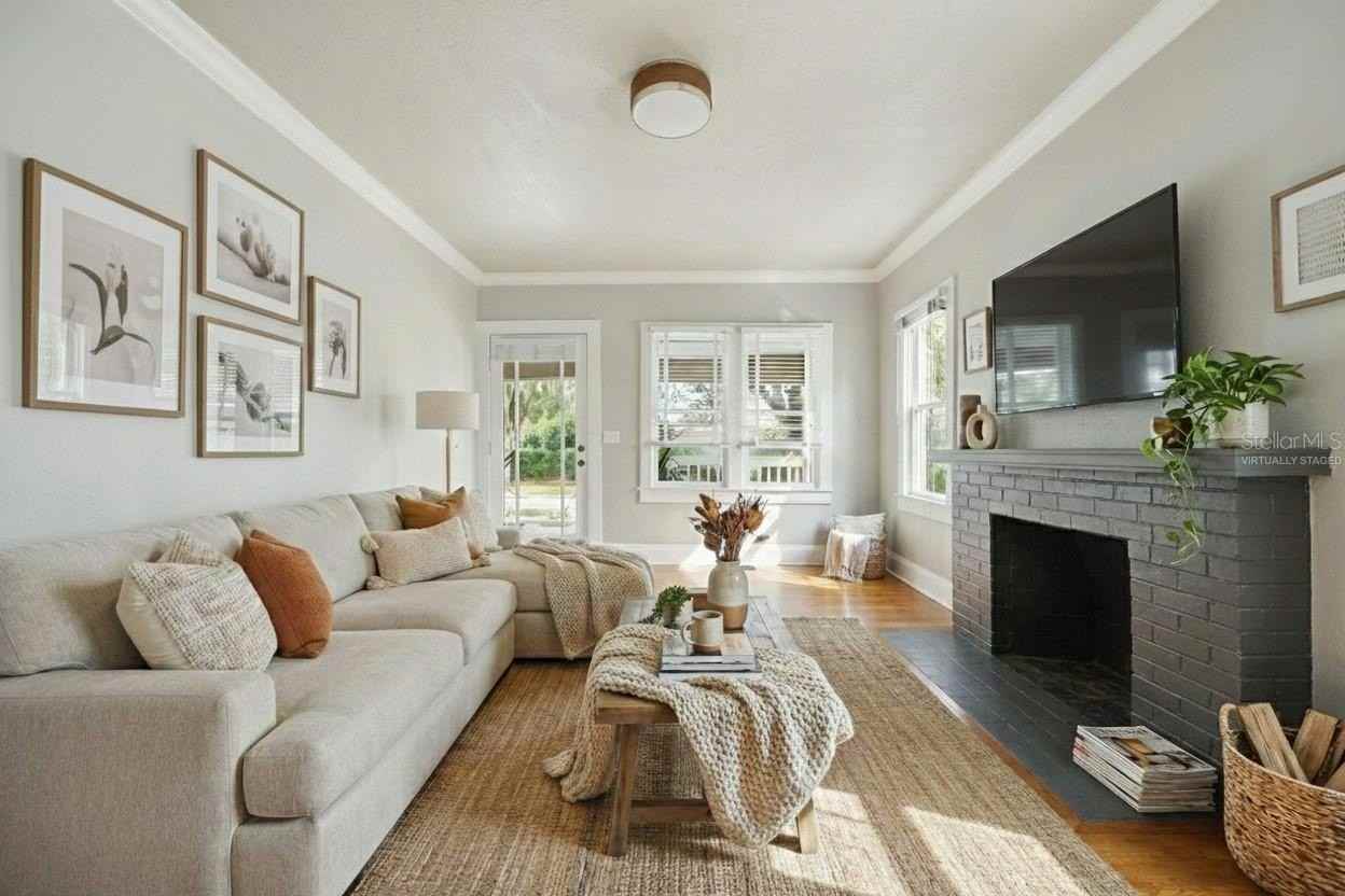 1213 Delaney Ave - Photo 5 of 32