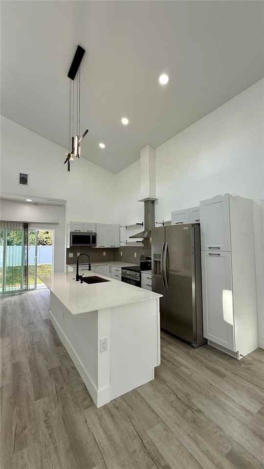 7626 Cypress Dr - Photo 4 of 31