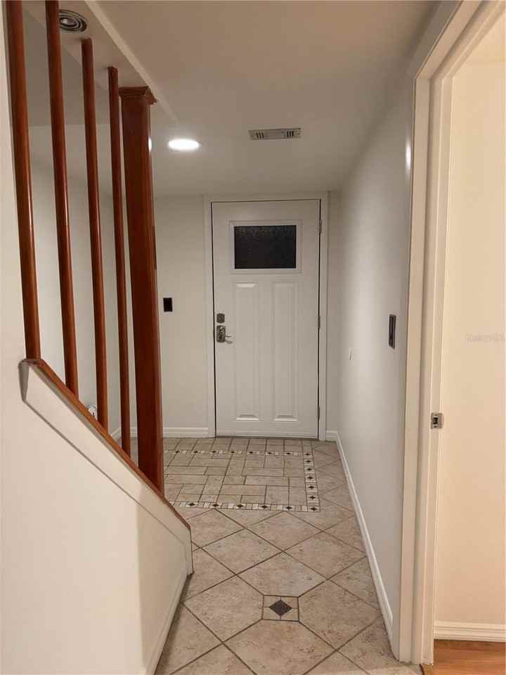 105 4th Ave Ne #225 - Photo 3 of 24