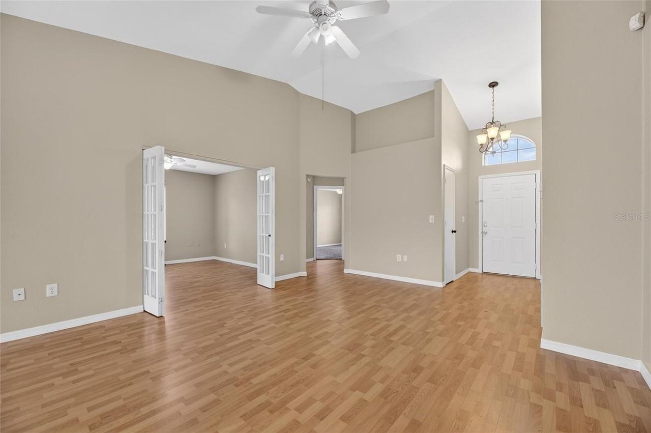 140 Lookout Dr - Photo 6 of 50