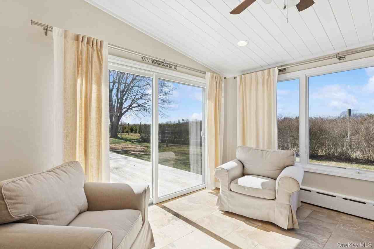 1110 Gillette Dr - Photo 3 of 29