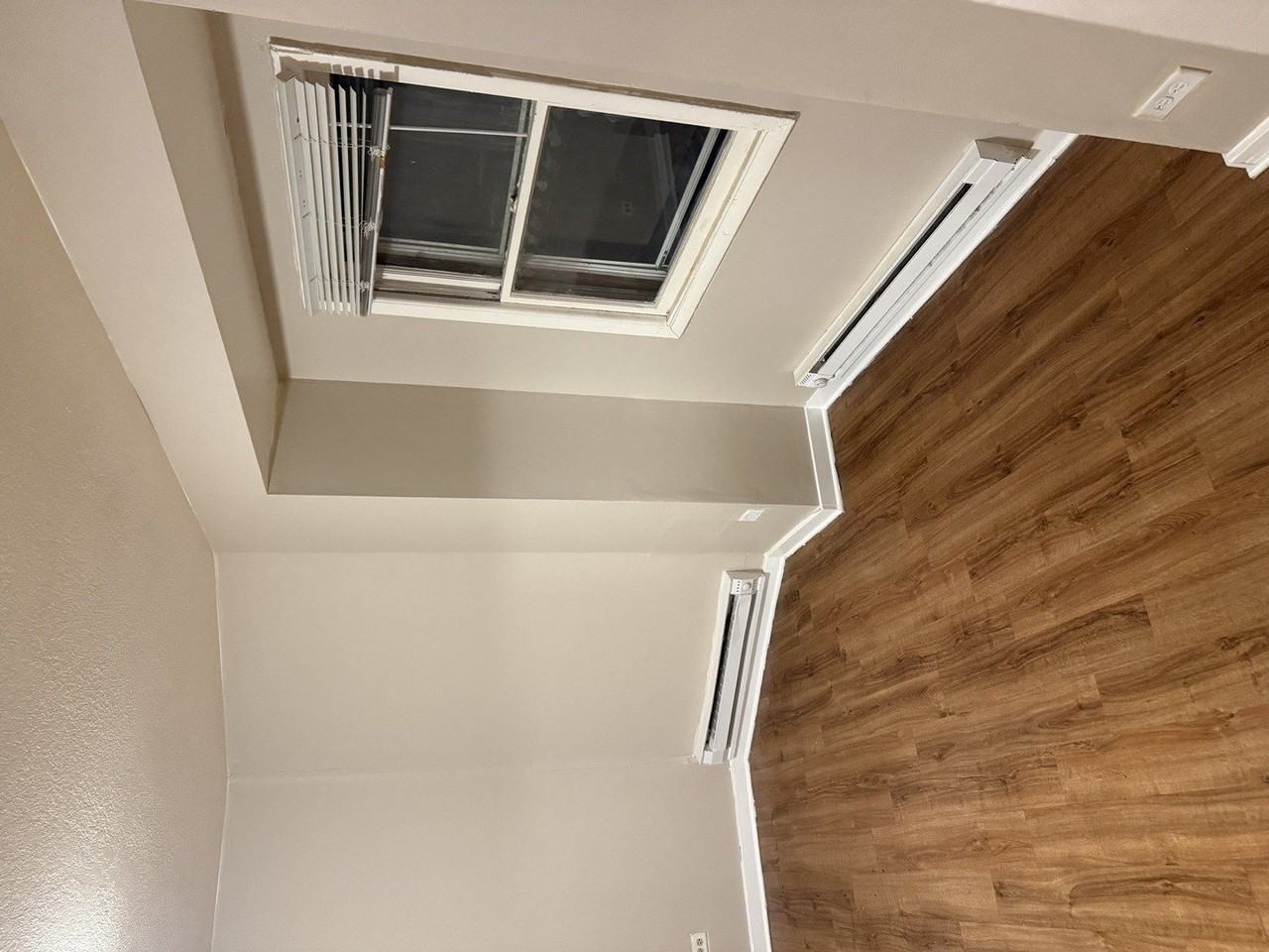 263 N Wildwood Ave - Photo 2 of 35