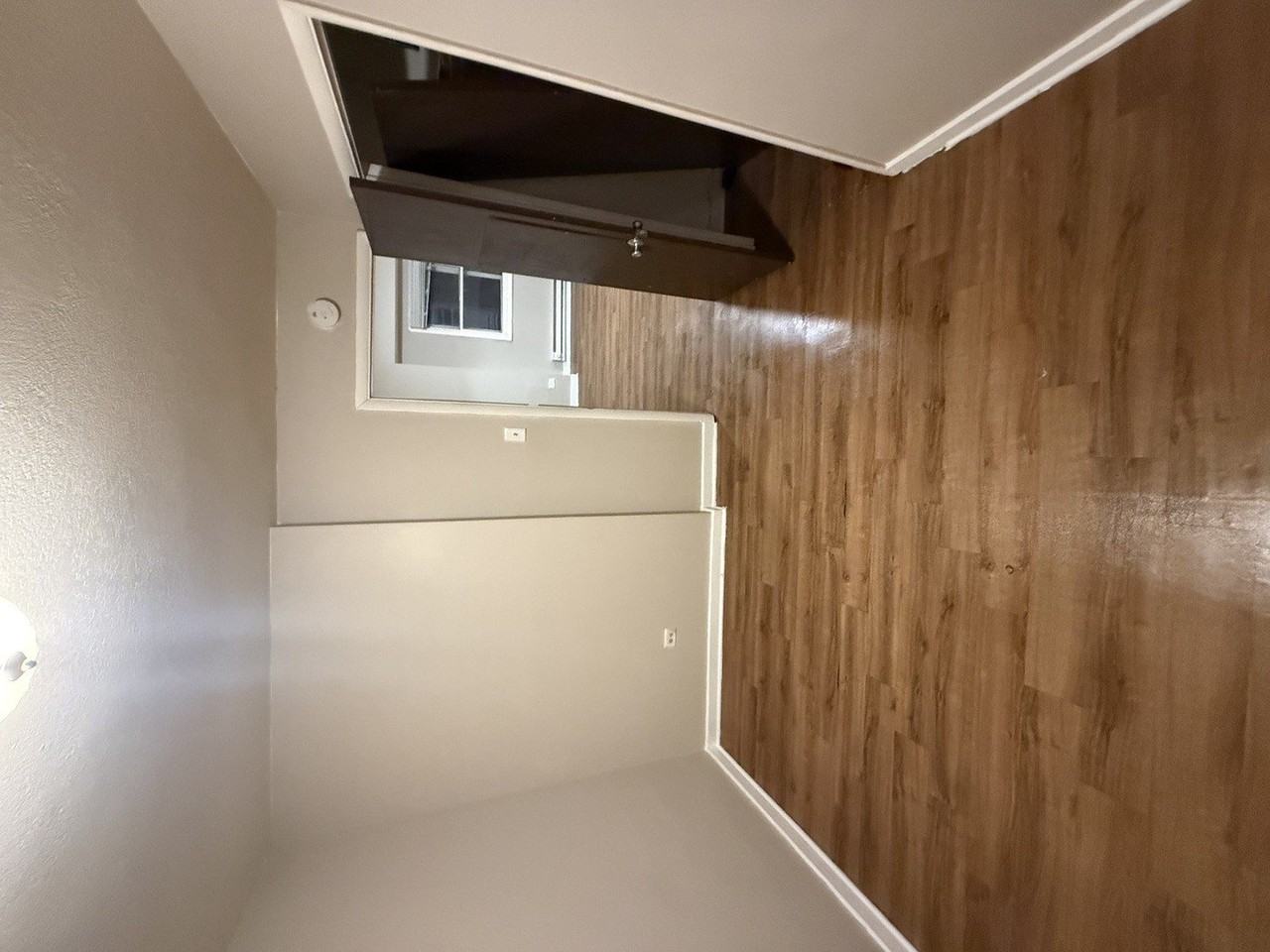 263 N Wildwood Ave - Photo 7 of 35