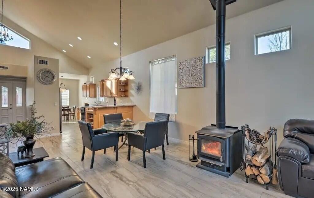 210 W Cedar Ave - Photo 3 of 28