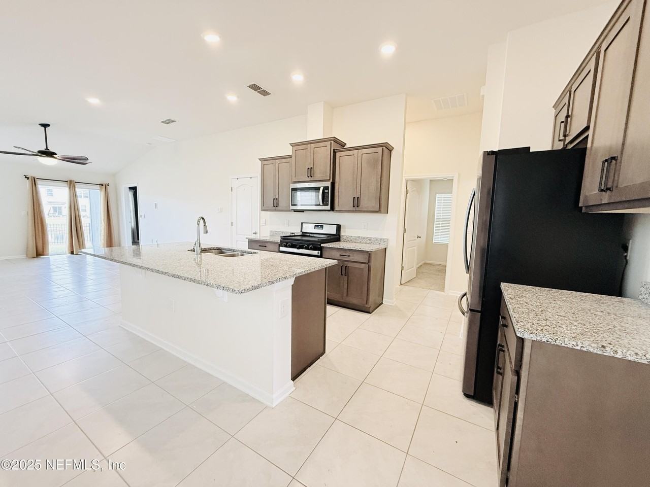 86221 Mainline Rd - Photo 4 of 22