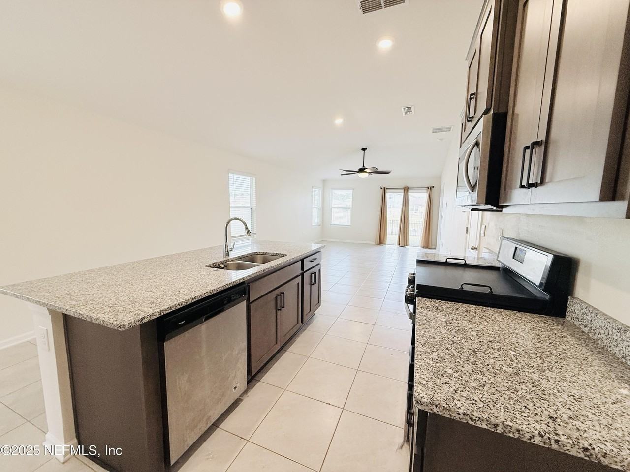 86221 Mainline Rd - Photo 5 of 22