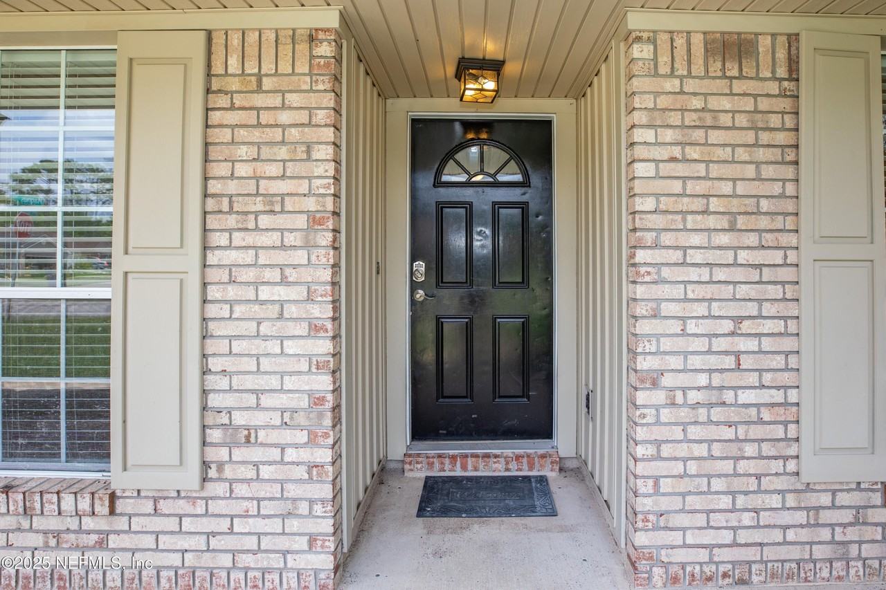 2081 Magnus Ln - Photo 4 of 12