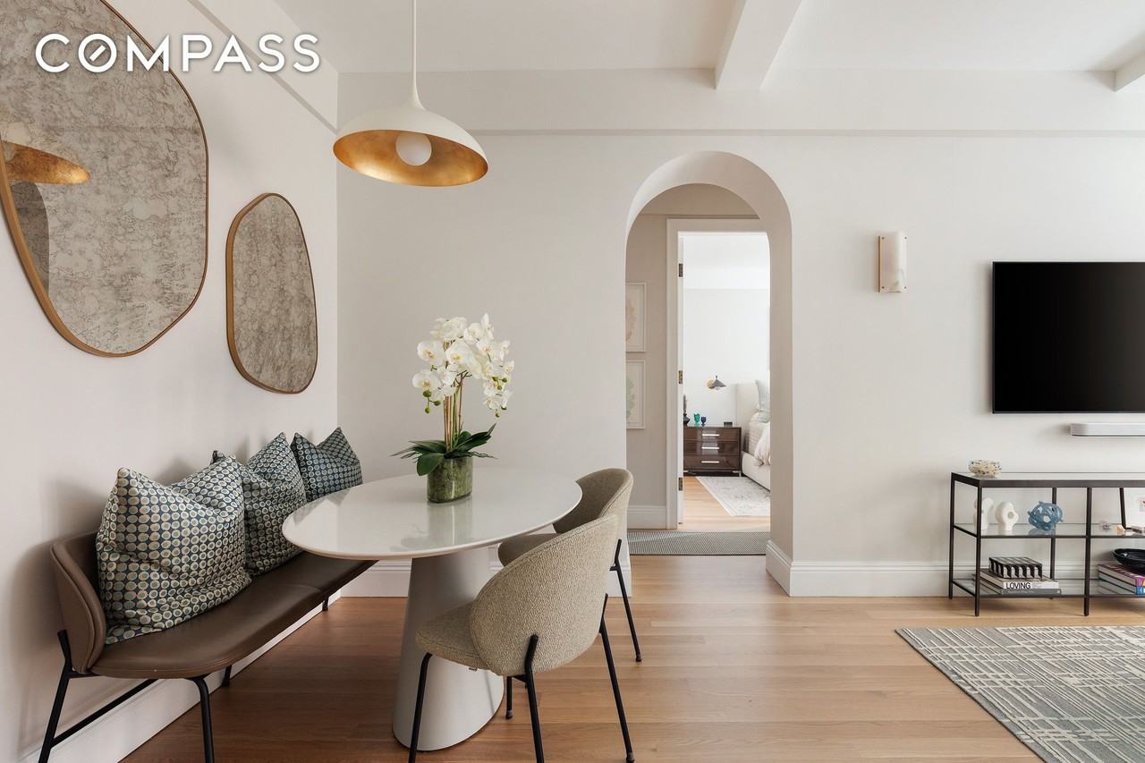 588 W End Ave #7B - Photo 3 of 11