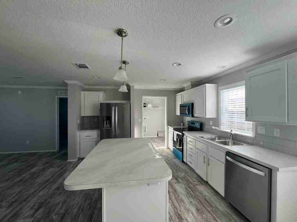 81 Gazelle Dr #0081 - Photo 2 of 20