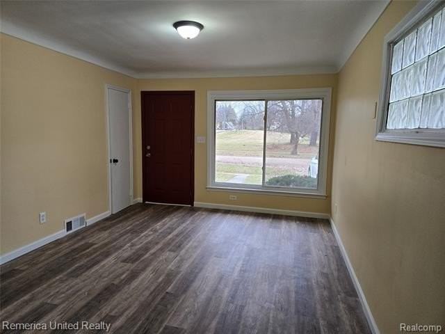 24677 Puritan - Photo 2 of 11