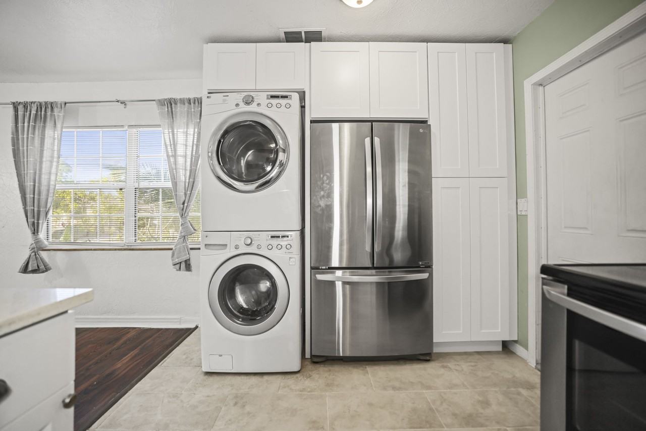 1511 35th Ave N #1 - Photo 6 of 16