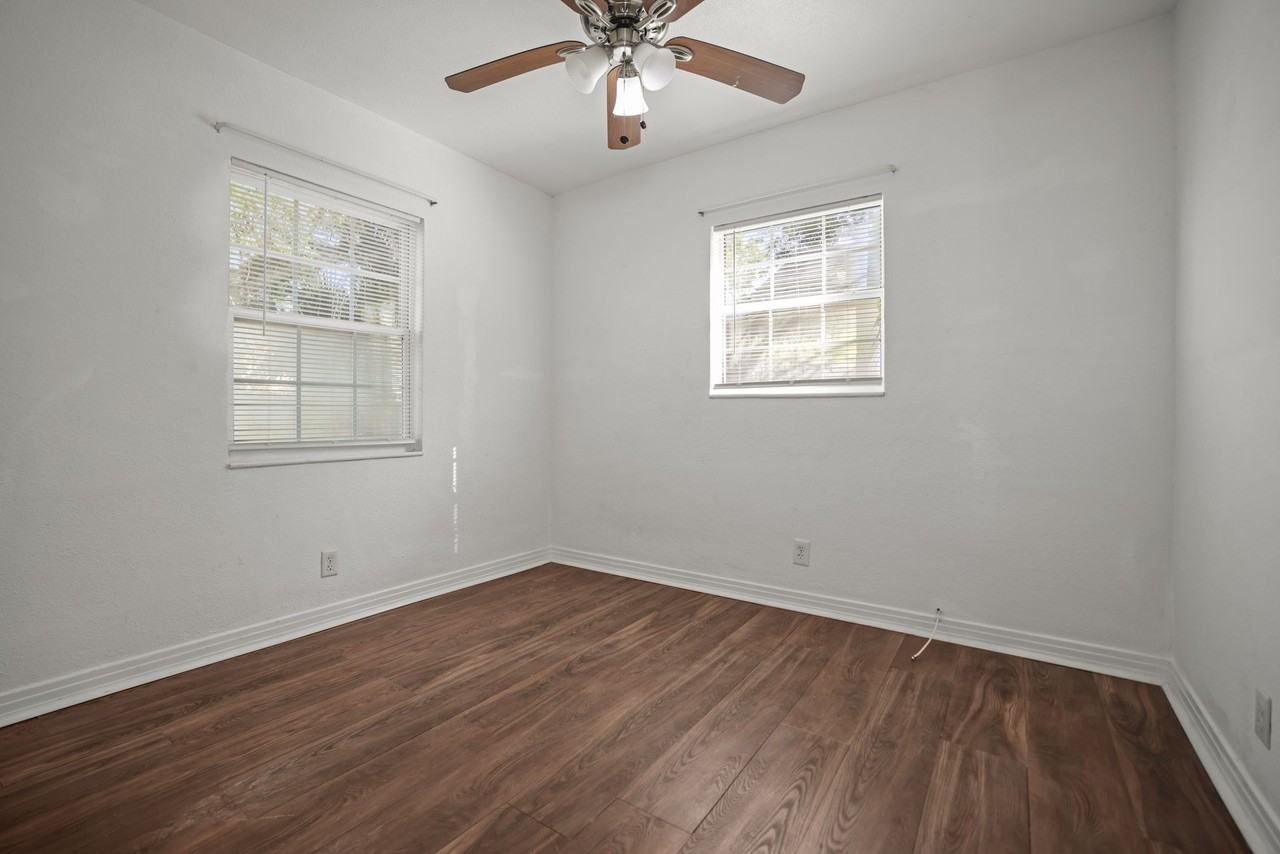 1511 35th Ave N #1 - Photo 7 of 16