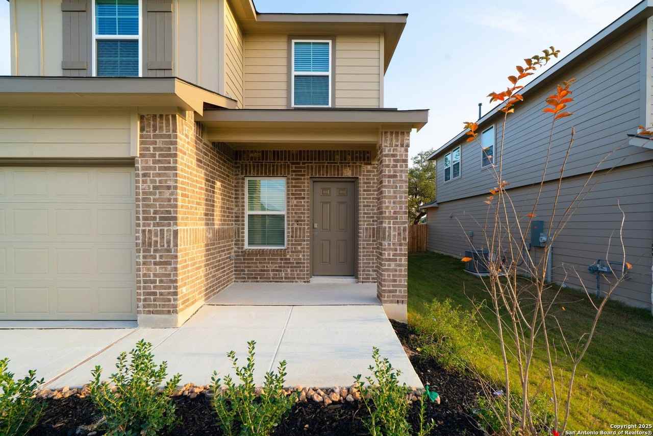 14014 San Saba Fls - Photo 3 of 28