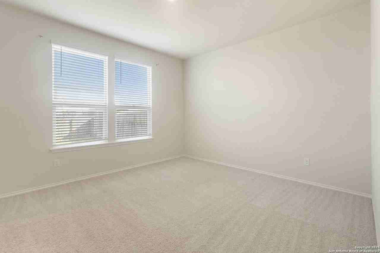 10243 Band Wagon - Photo 5 of 16