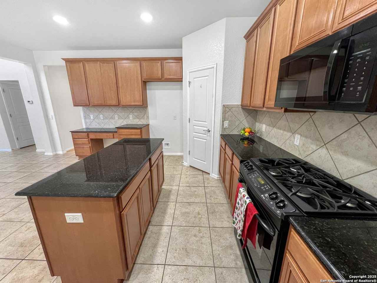 4510 Jesse Bowman - Photo 7 of 25