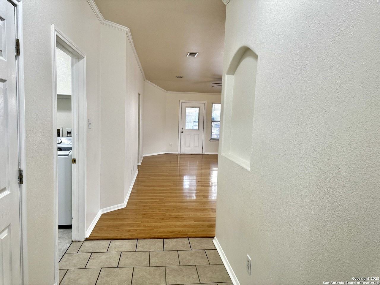 4447 Amandas Cv - Photo 7 of 48