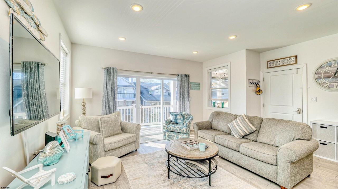 1A N Victoria Ave - Photo 3 of 27