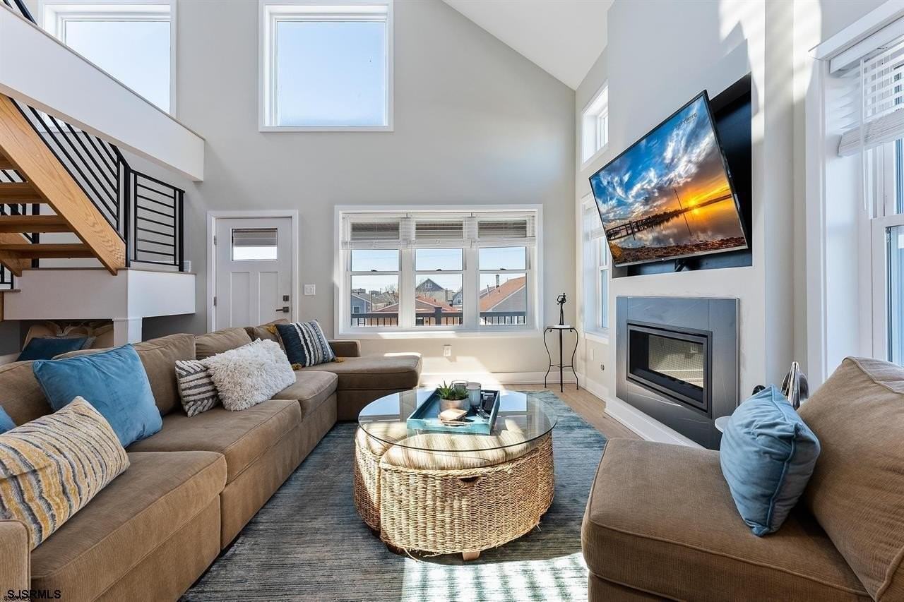 21 N Wyoming Ave - Photo 5 of 25