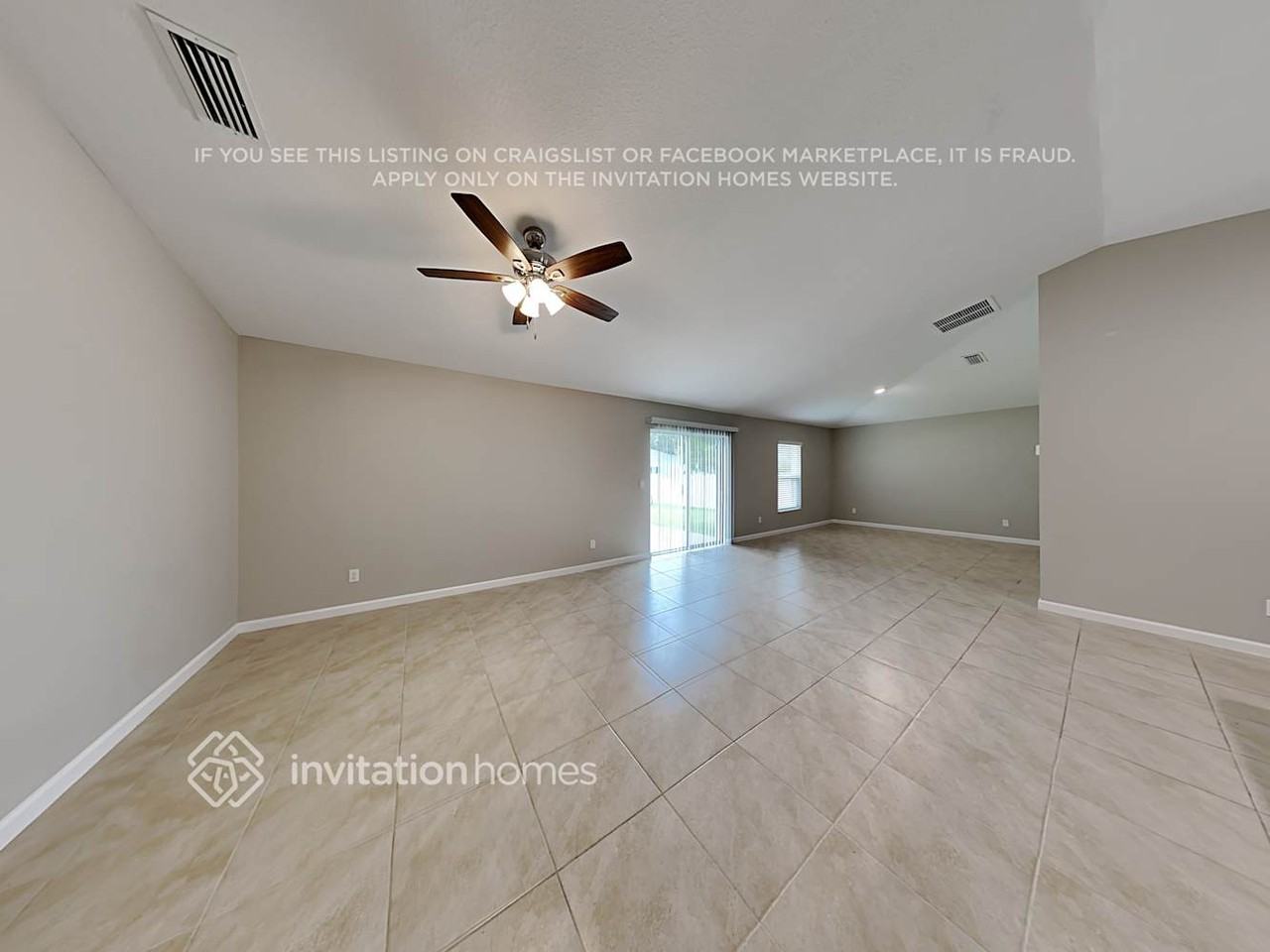 1659 Sw Realty St - Photo 3 of 18