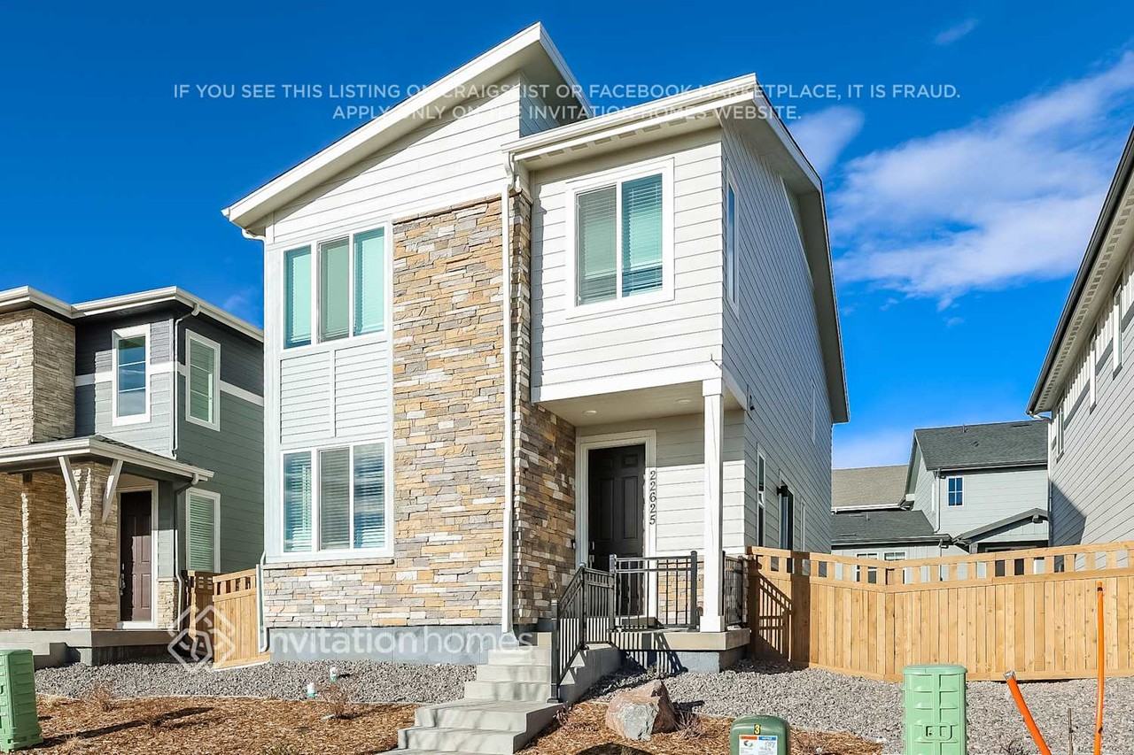 22625 E 47th Ave - Photo 4 of 18