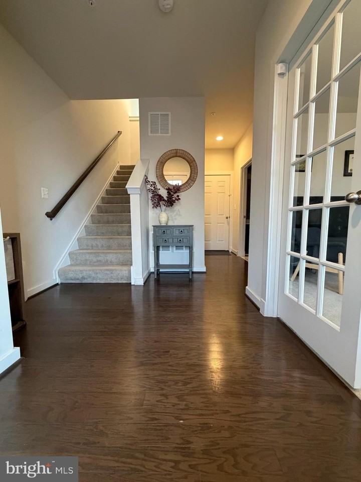 1414 Becknel Ave - Photo 4 of 12