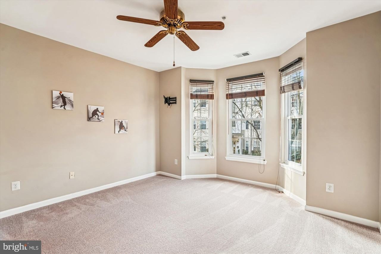 15610 Everglade Ln Unit E202 #E202 - Photo 6 of 49