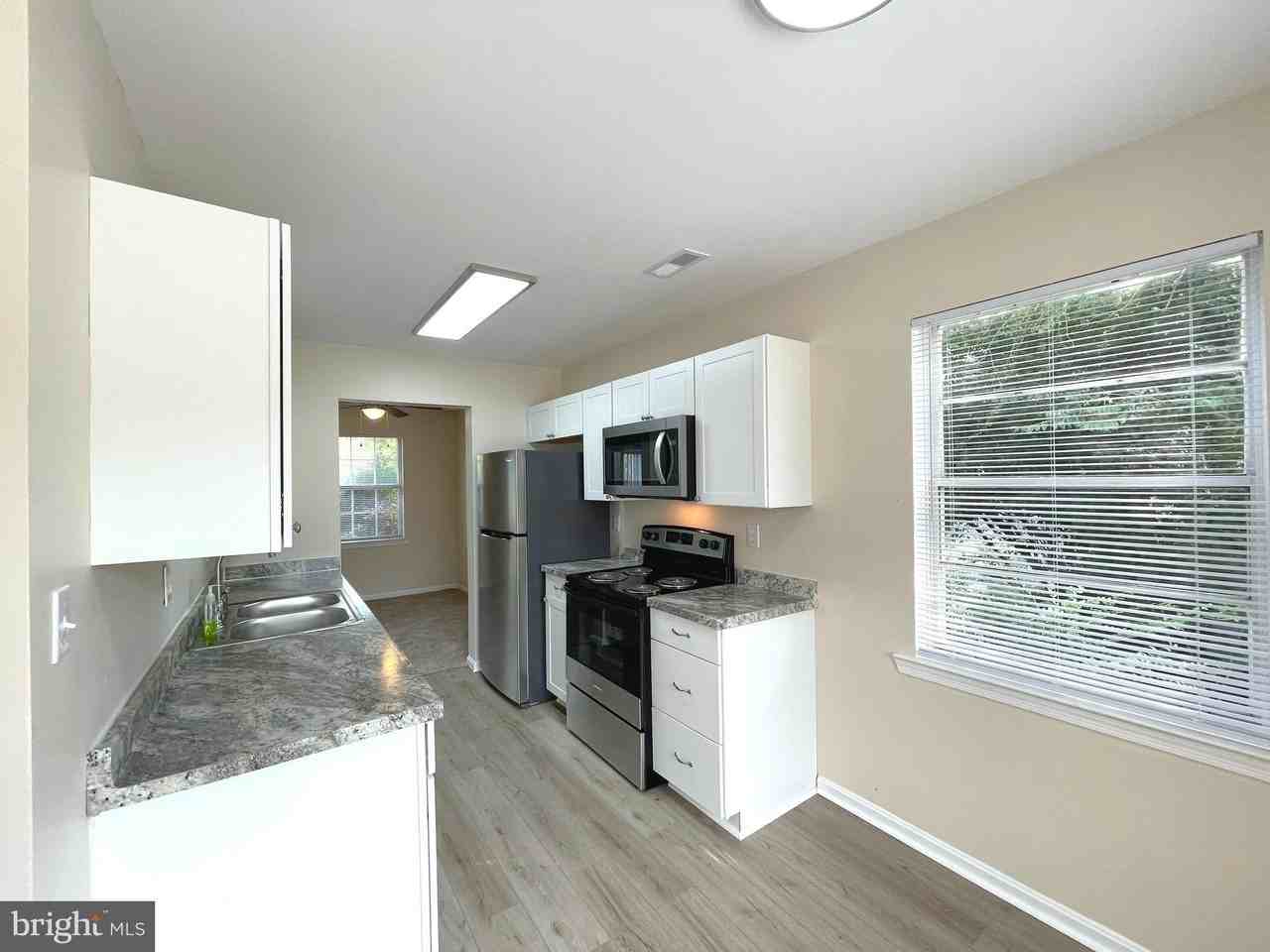 22023 Valley Estates Dr - Photo 5 of 16