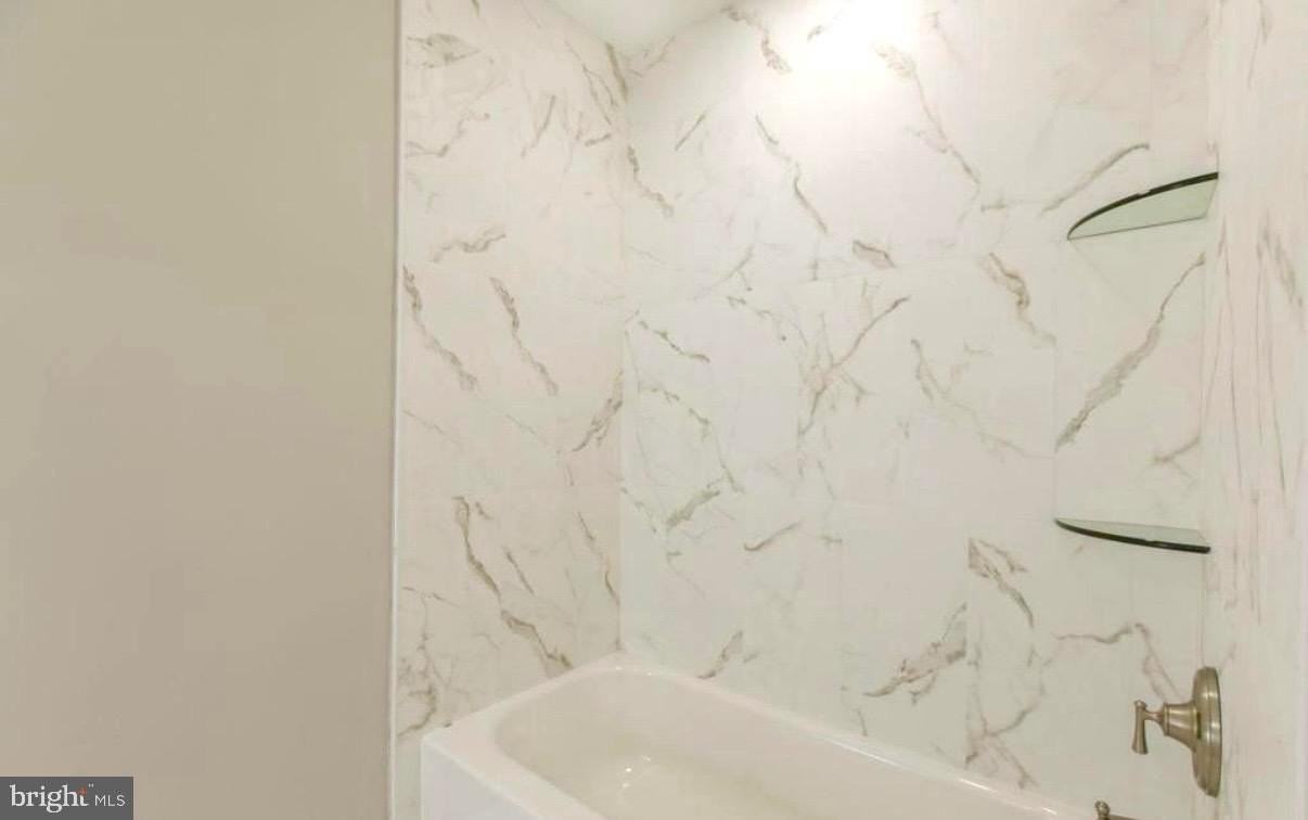 405 Quail Rd - Photo 4 of 20