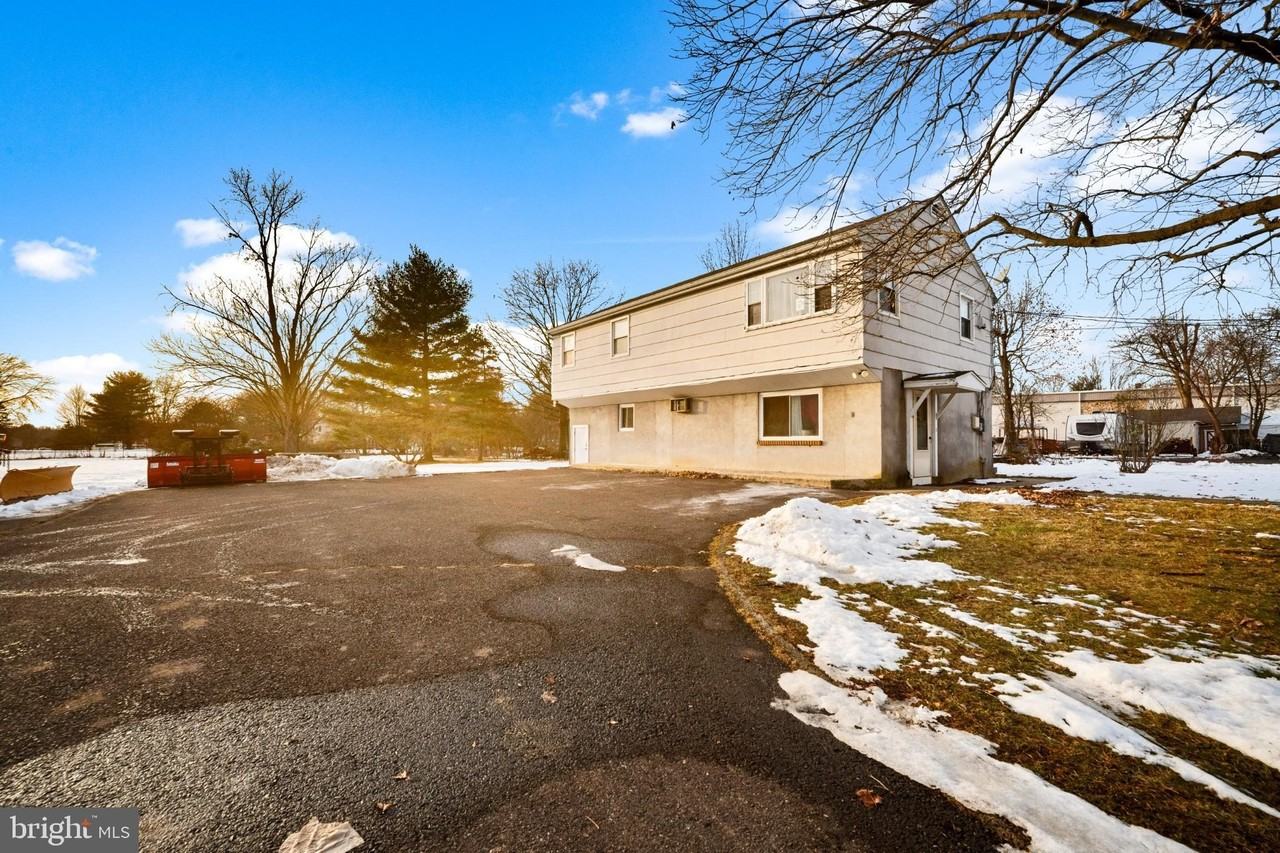 842 Bethlehem Pike #B - Photo 2 of 13