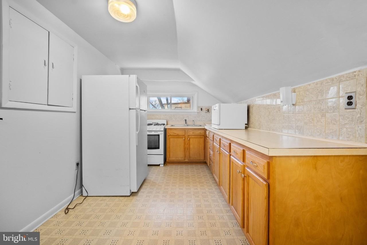 842 Bethlehem Pike #B - Photo 5 of 13