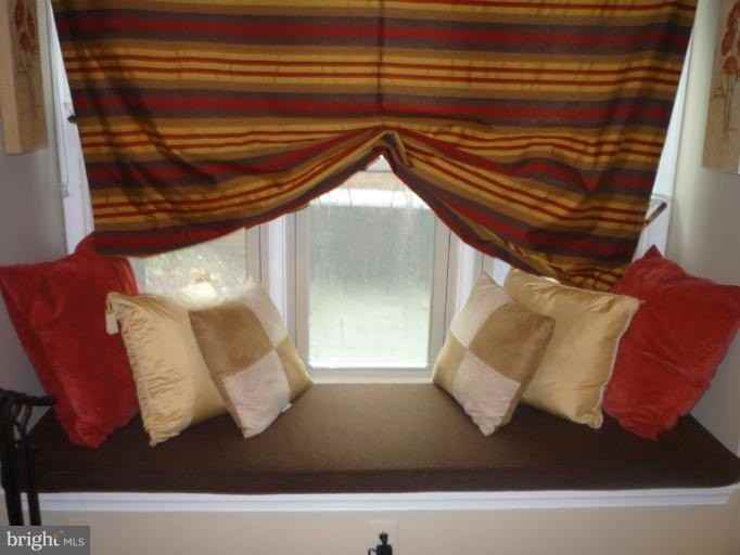 2540 Fairfax Dr Unit A #A - Photo 4 of 6