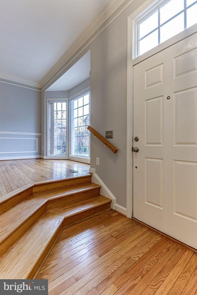 953 Harrison Cir - Photo 6 of 50