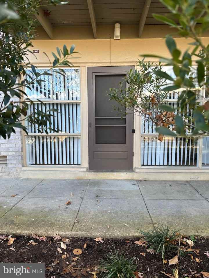 4933 Americana Dr Apt 108 #108 - Photo 2 of 4