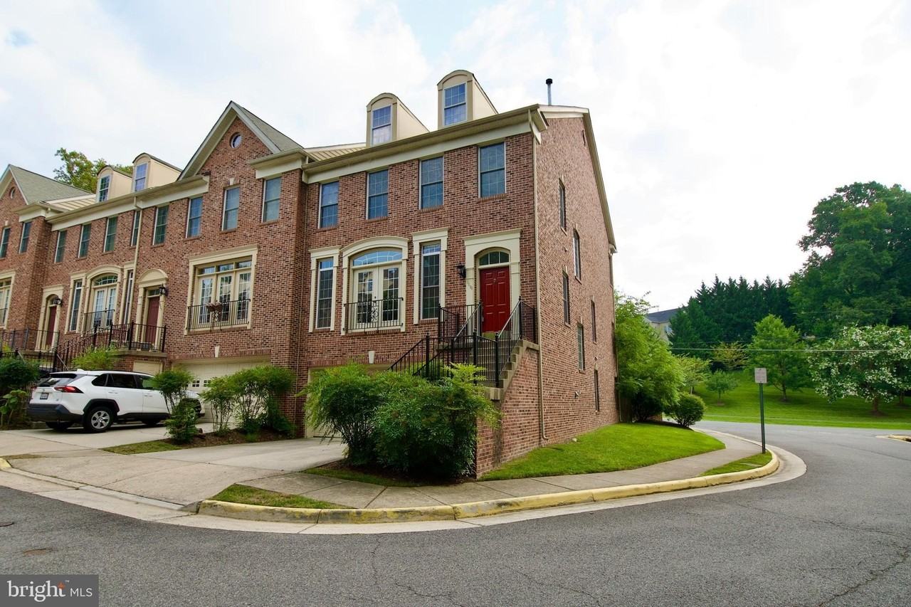 6411 Velliety Ln - Photo 2 of 50