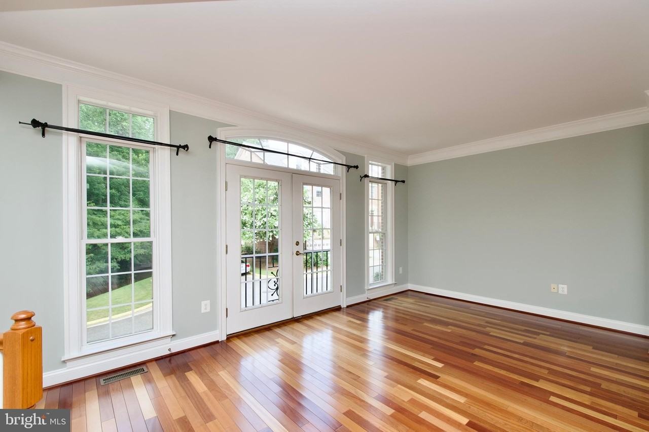 6411 Velliety Ln - Photo 7 of 50