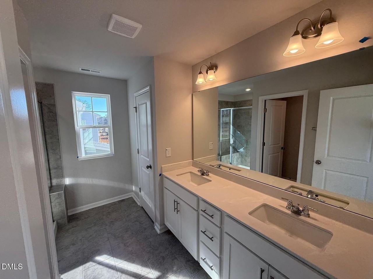 720 Maple Branch Cir - Photo 5 of 32