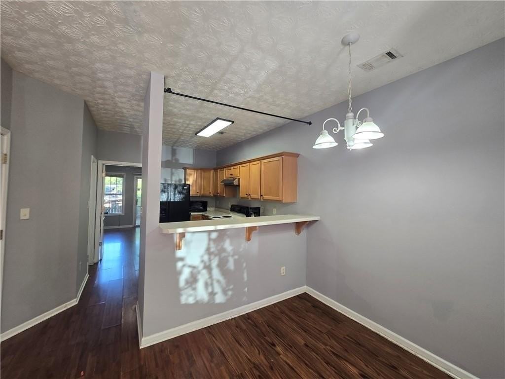 2372 Johnson Rd Ne - Photo 3 of 13