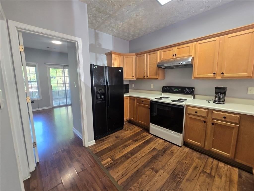 2372 Johnson Rd Ne - Photo 4 of 13