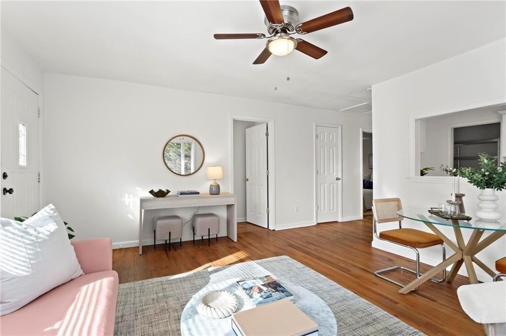 2070 Ridgedale Rd Ne - Photo 4 of 18