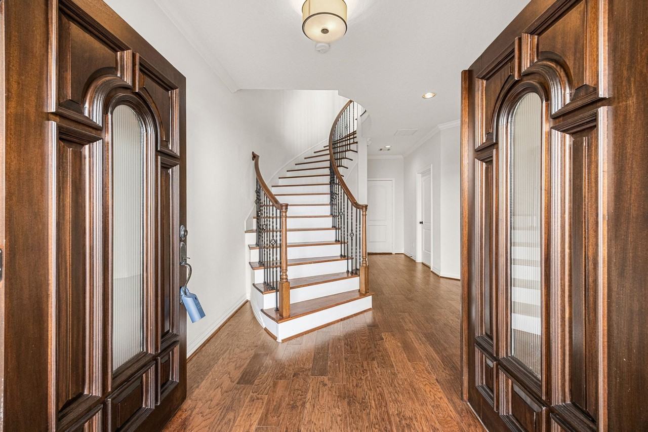 7227 Laguna Villas - Photo 4 of 39