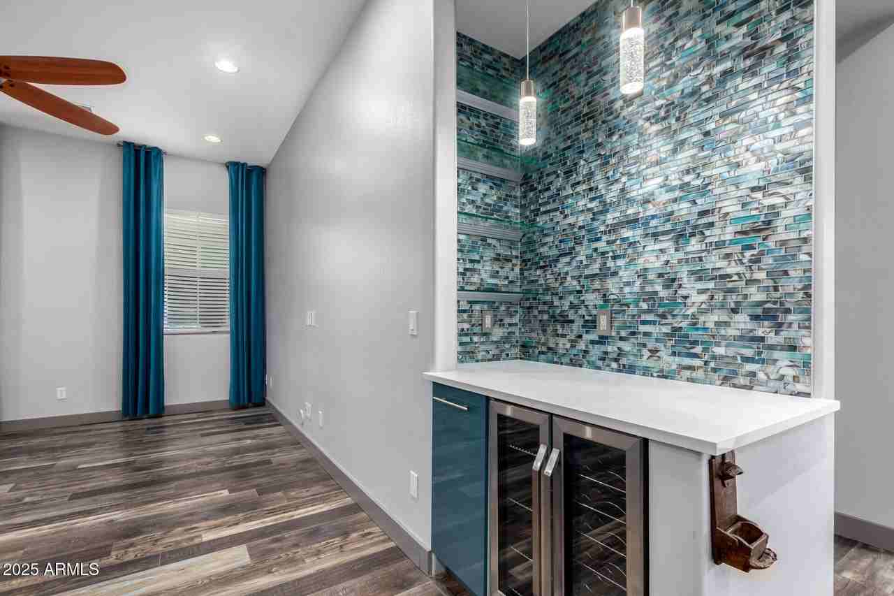 2891 E Citrus Way - Photo 6 of 30