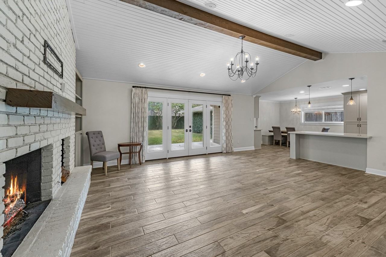 10211 Candlewood Dr - Photo 7 of 36