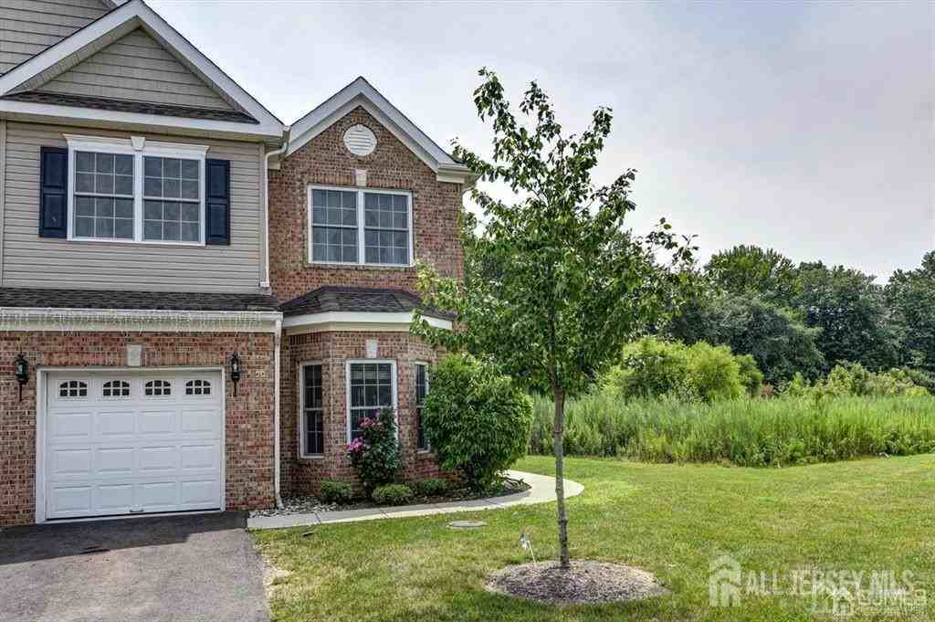 90 Morgan Way - Photo 3 of 35