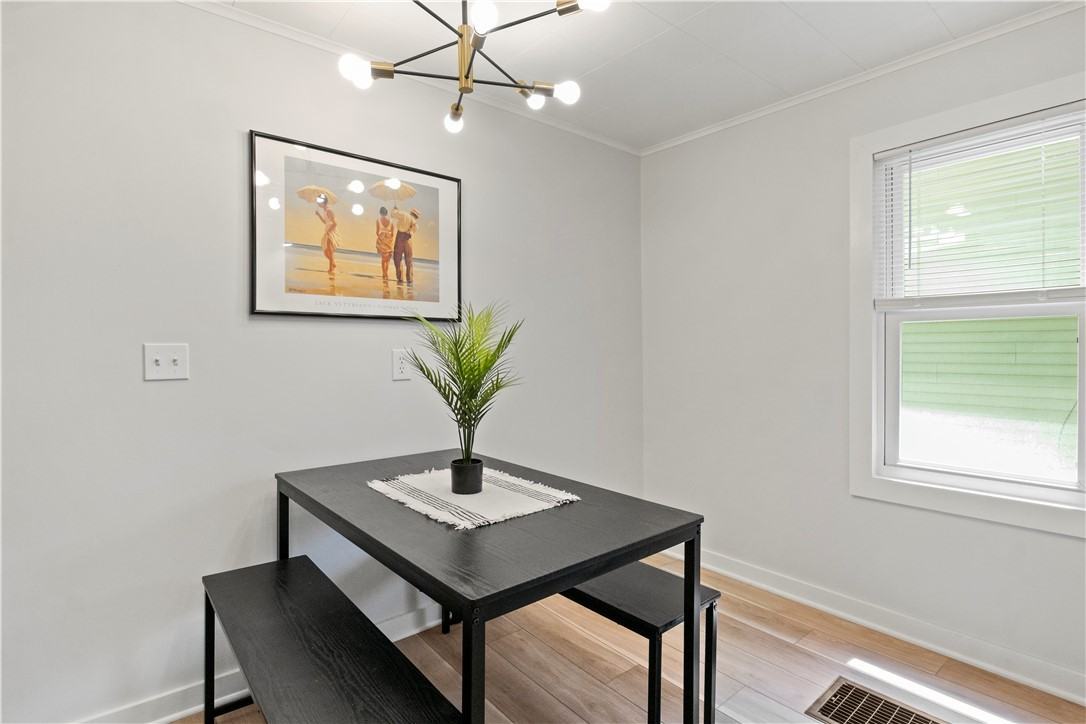 95 Beaufort St - Photo 4 of 27