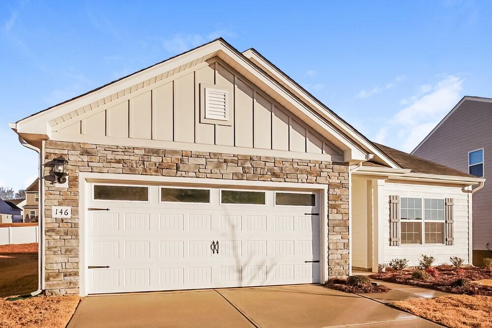 146 Adams Tree Way - Photo 3 of 16