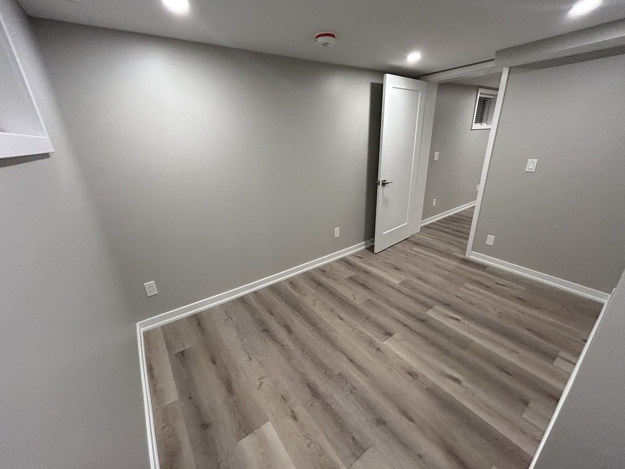 Ritson Rd S & King St E #B - Photo 5 of 7