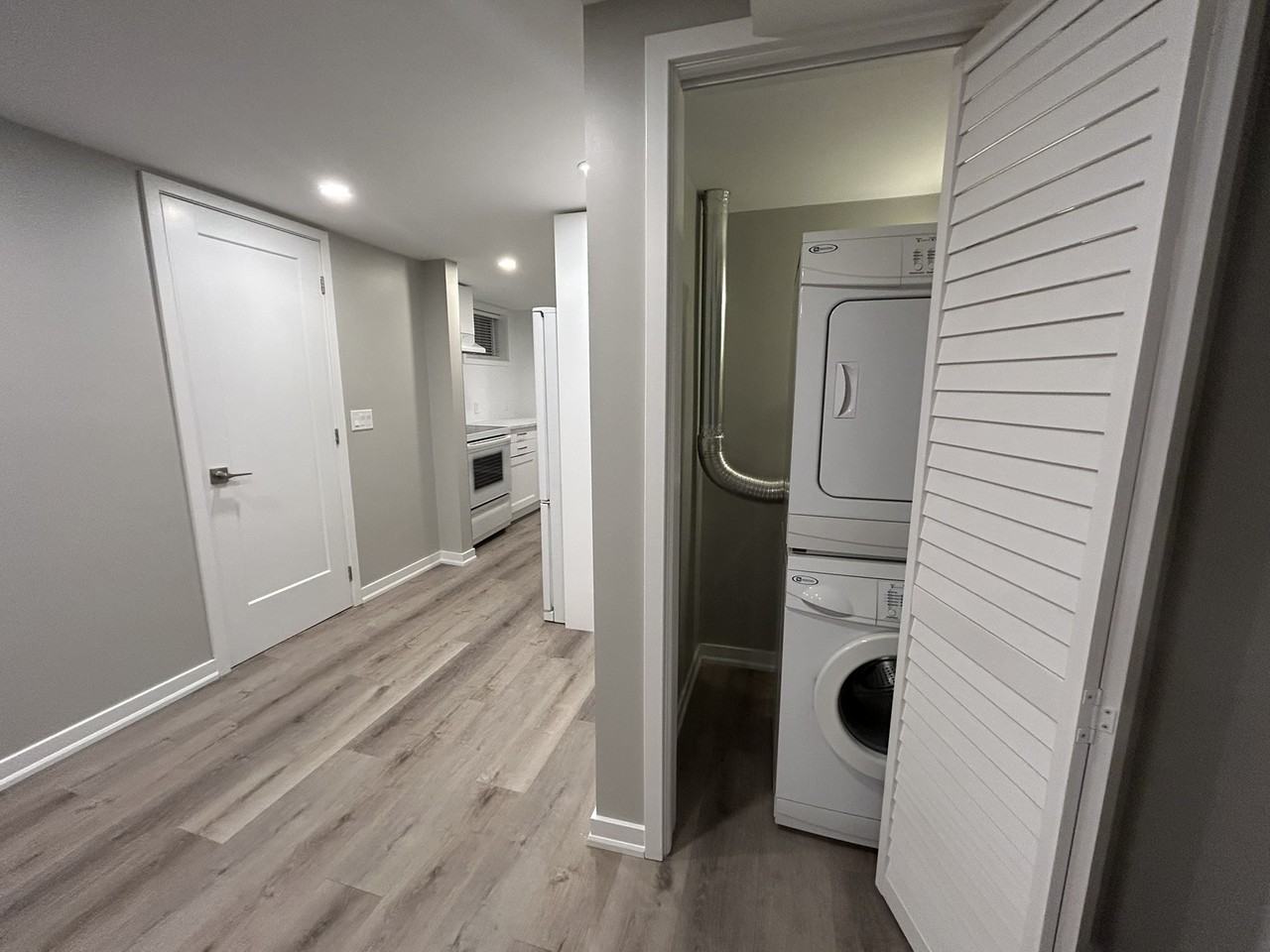 Ritson Rd S & King St E #B - Photo 6 of 7