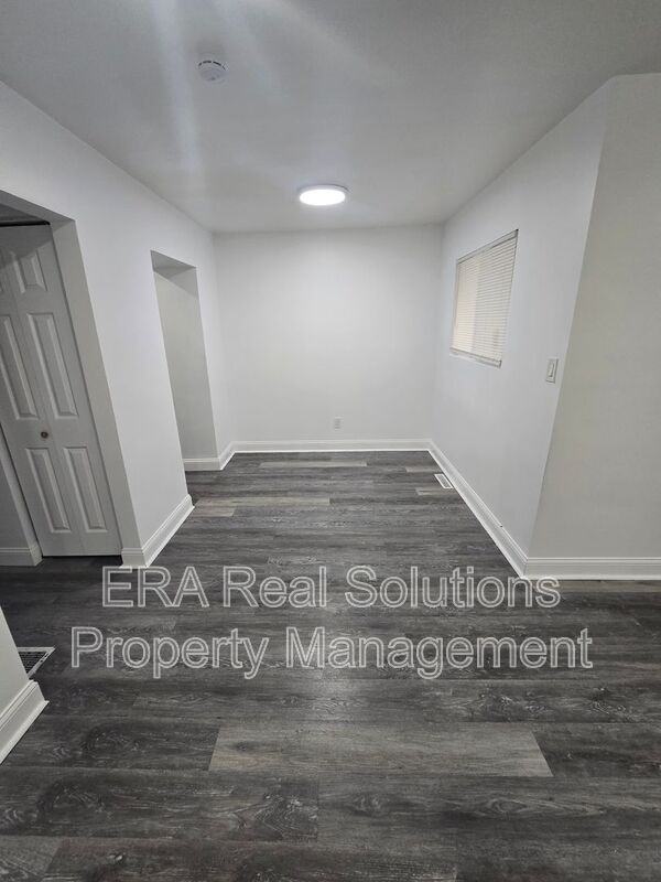 3470 Race St - Photo 5 of 15